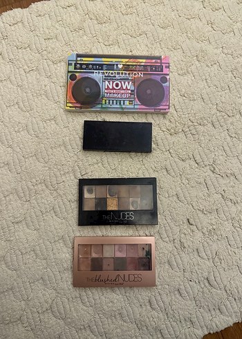 Çeşitli Renklerde Göz Farı Paletleri - Görsel 2