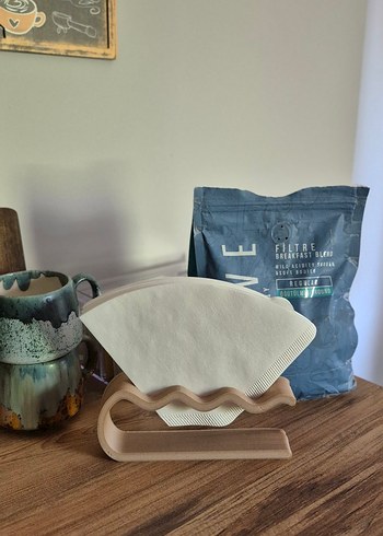 Beden Renk Ahşap Görünümlü Plastik Filtre Kahve Kağıdı Standı