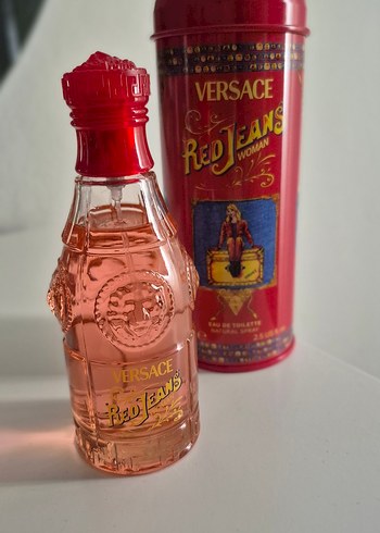 Orjinal Sıfır Versace Red Jeans Kadın Parfümü 75 ml