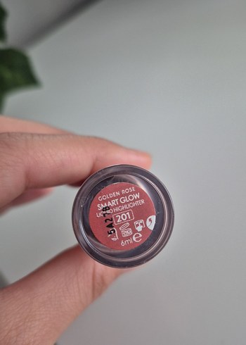 Beden Golden Rose Smart Glow Sıvı Aydınlatıcı