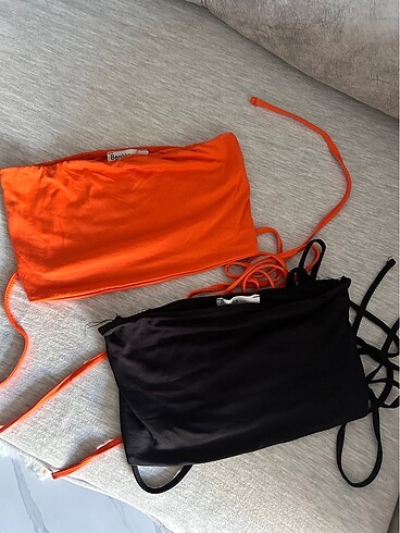 Bershka Crop ikisii