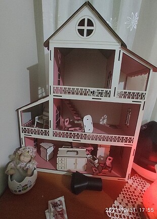Markasız Ürün Ahşap Barbie Evi Oyuncak Evi 