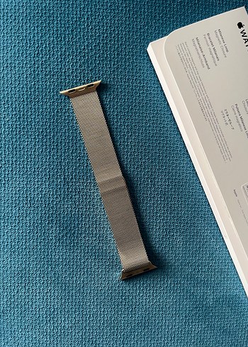 Beden Apple Watch Milanese Kordon Gold 41 mm
