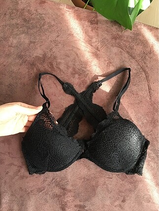 H&M Siyah Dantelli Sütyen (80B)
