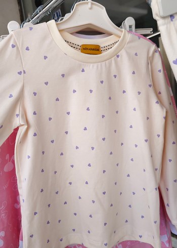 Diğer Beyaz Desenli Uzun kollu pijama takımı
