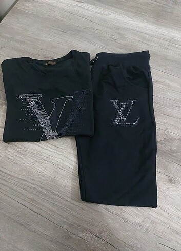 Louis Vuitton Esofman takimi