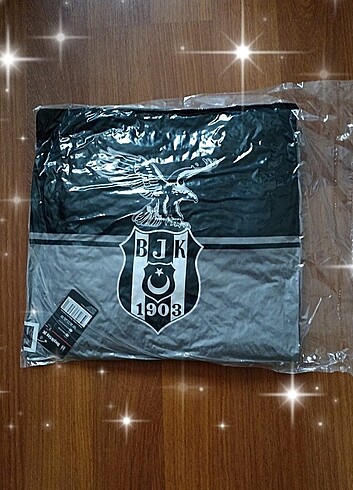 Beşiktaş /Lisanslı & Zorlu Tekstil. 