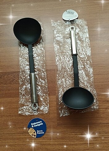 Bakeware/Servis Kepçesi.