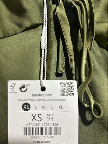 xs Beden Saten elbise