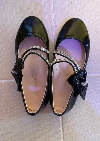 Kız Çocuk Siyah Rugan Tokalı Babet - Görsel 3