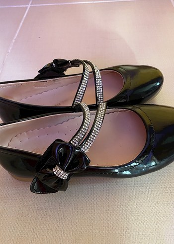 Kız Çocuk Siyah Rugan Tokalı Babet - Görsel 2