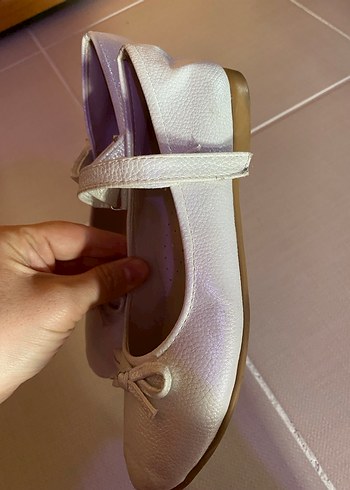 Kız Çocuk Beyaz Fiyonk Detaylı Babet - Görsel 2