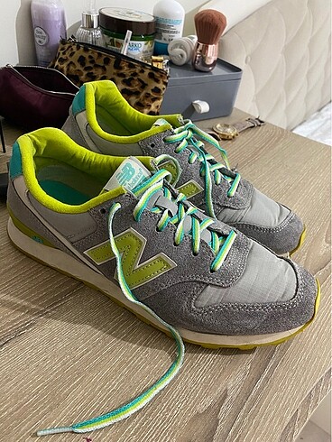 New Balance Sneakers