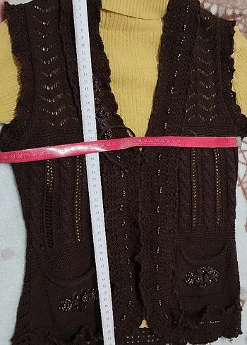 Kahverengi Nakışlı Örgü Bohem Yelek - Görsel 4