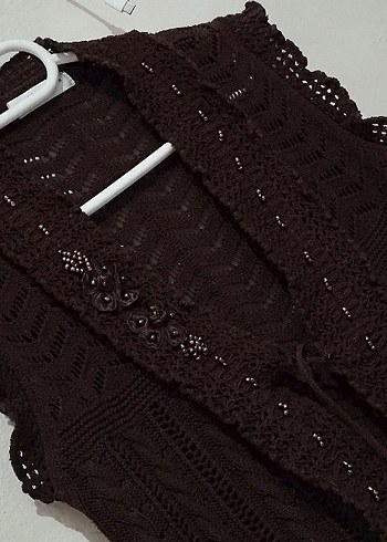 Kahverengi Nakışlı Örgü Bohem Yelek - Görsel 2