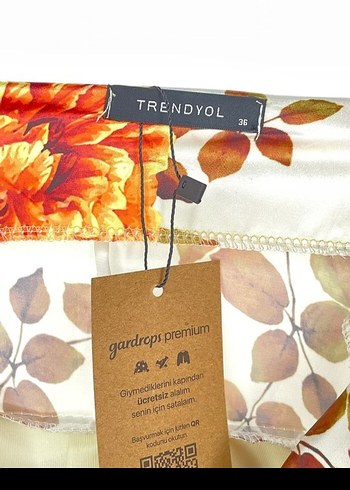 Çiçek Desenli Drapeli Uzun Kalem Elbise - Görsel 3