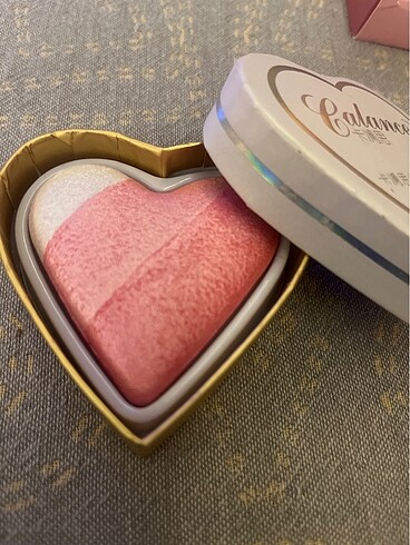 Bronzer allik - Görsel 2