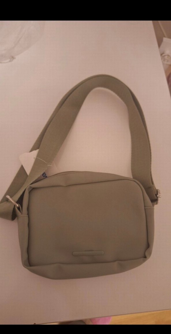 yeşil  Deri Görünümlü Kadın Bel Çantası - Görsel 3