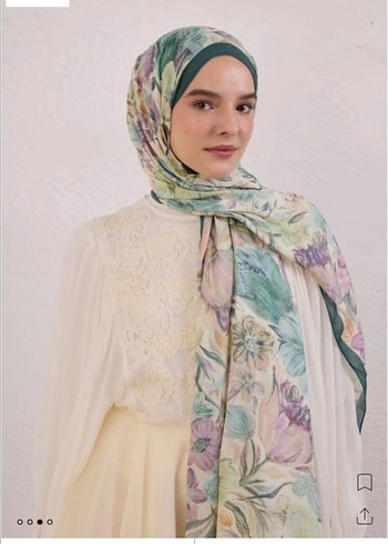 Armine Pastel Cicekli İnce Sal Rahat Ve Sik