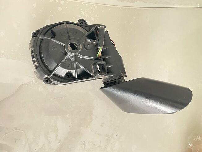 Opel Corsa d ayna iç plastiği