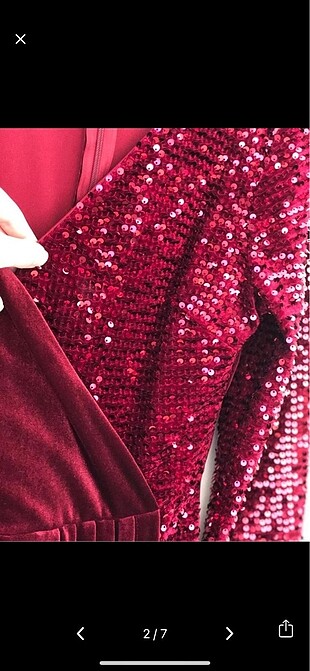 40 Beden bordo Renk Bordo uzun abiye derin yırtmaç ve dekolte detaylı