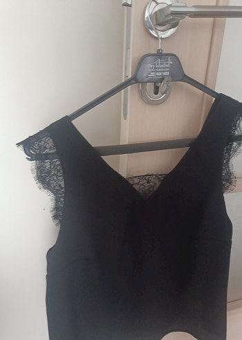 Dantelli Siyah V Yaka bluz - Görsel 3