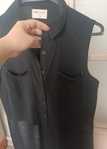 Düğmeli Siyah Kolsuz Kadın Gömlek - Görsel 6