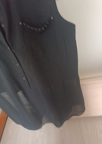 Düğmeli Siyah Kolsuz Kadın Gömlek - Görsel 8