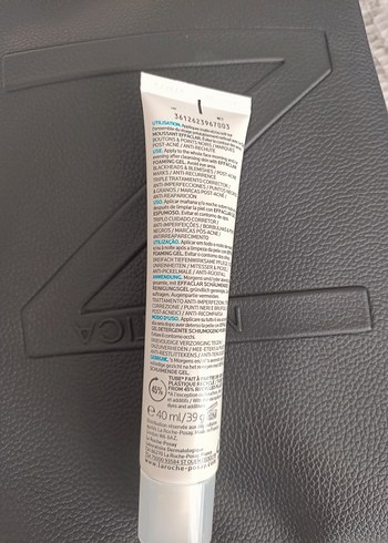  Beden La Roche-Posay Effaclar Duo+M Nemlendirici