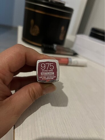 Maybelline Mükemmel bordo mat ruj