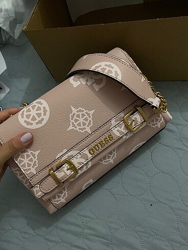 Guess Çanta