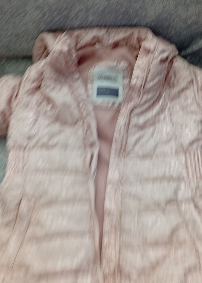 LCW kız çocuk mont - Görsel 2