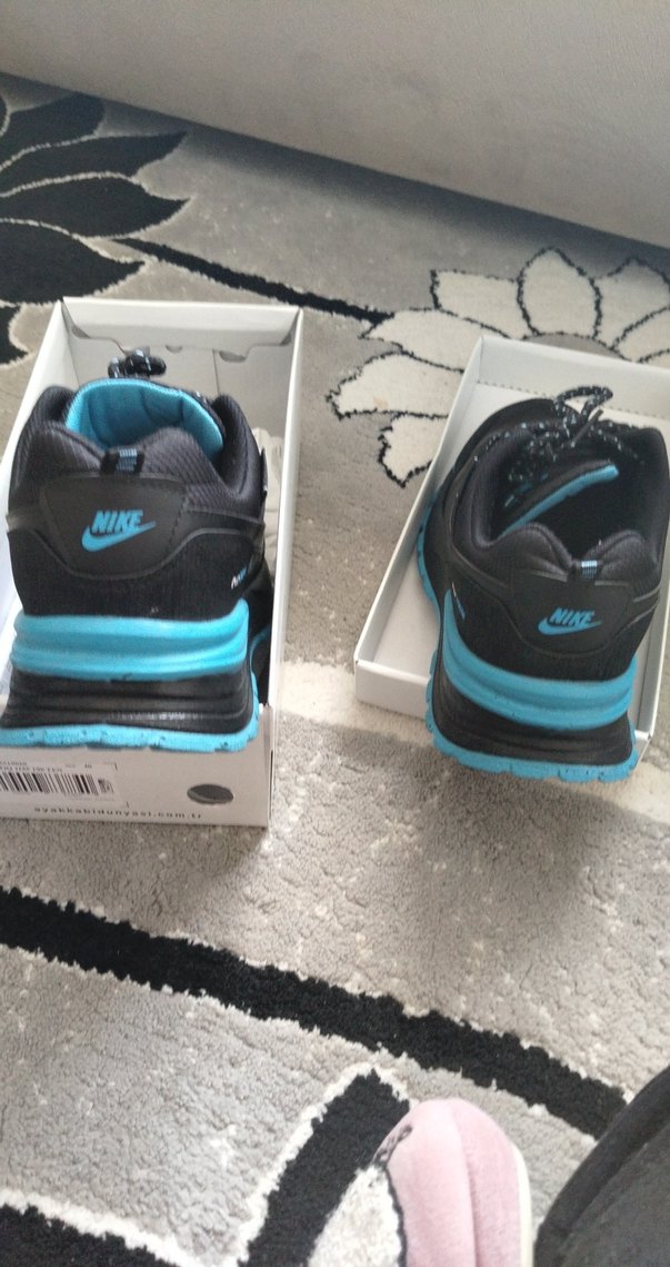 Turkuaz Detaylı Yüksek Topuklu Spor Ayakkabı - Görsel 3