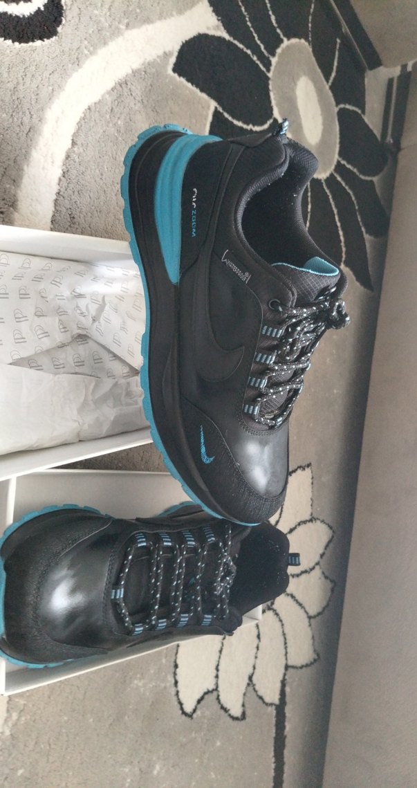 Turkuaz Detaylı Yüksek Topuklu Spor Ayakkabı - Görsel 2