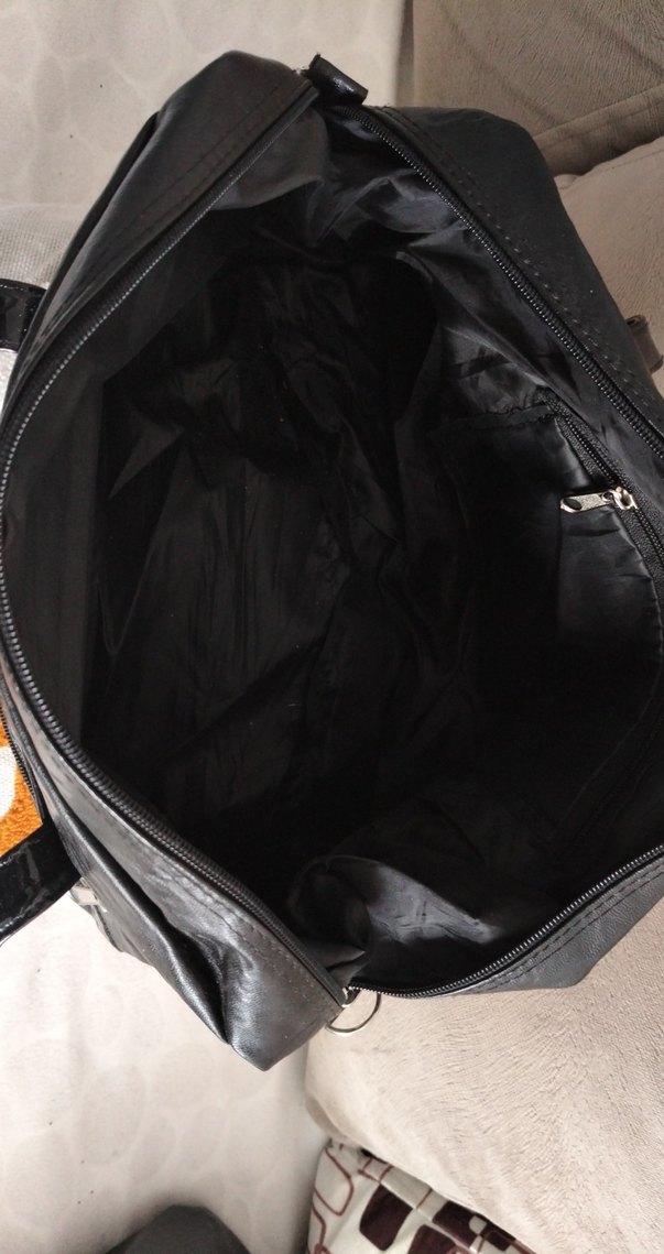 Siyah Deri Fermuarlı Kadın Çantası - Görsel 4