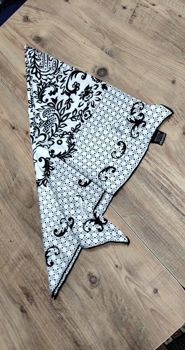 Siyah Beyaz Desenli Eşarp/Fular - Görsel 3