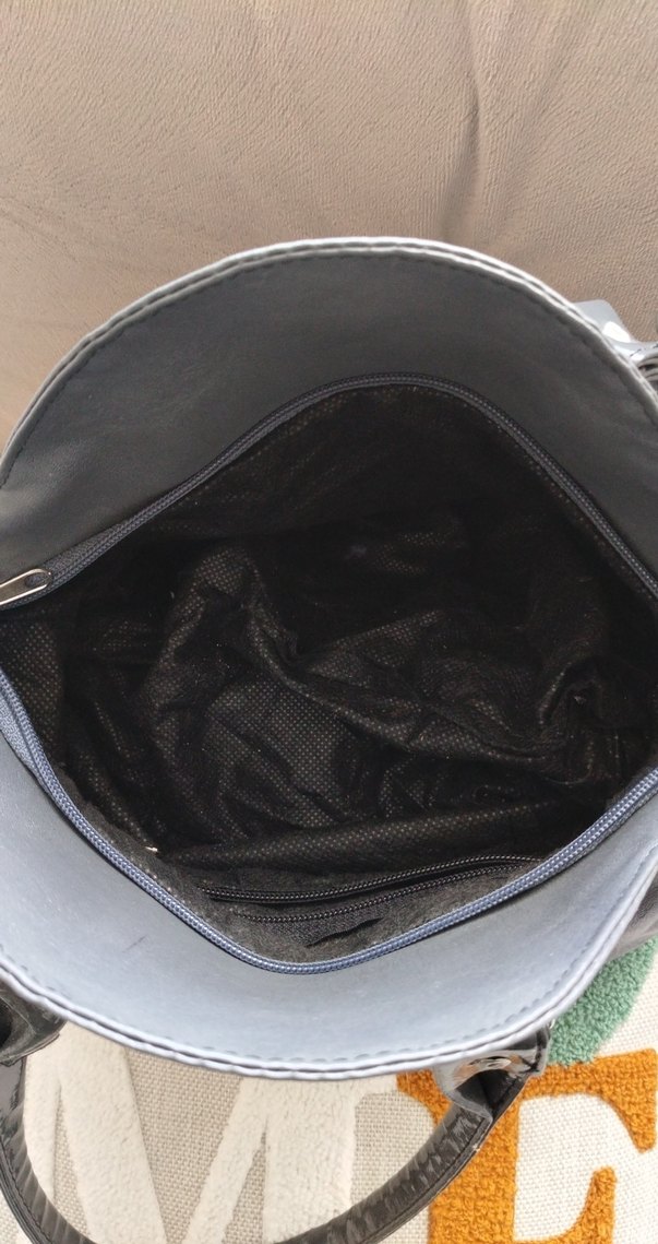 Gri Deri Kadın Çanta Püsküllü - Görsel 4