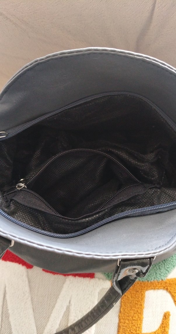 Gri Deri Kadın Çanta Püsküllü - Görsel 5