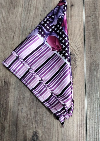 Mor Pileli Kadın Eşarp - Görsel 4