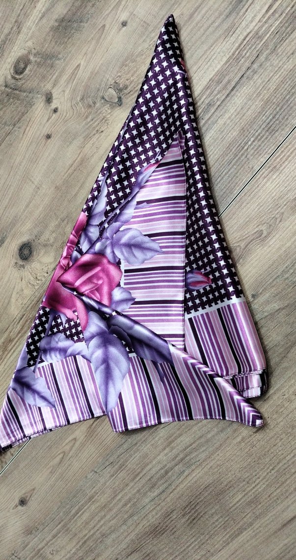 Mor Pileli Kadın Eşarp - Görsel 2