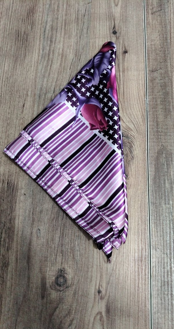 Mor Pileli Kadın Eşarp - Görsel 4