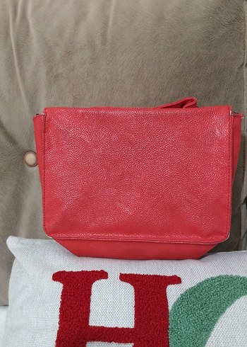 Kırmızı Deri Kadın Çanta Tokalı - Görsel 2