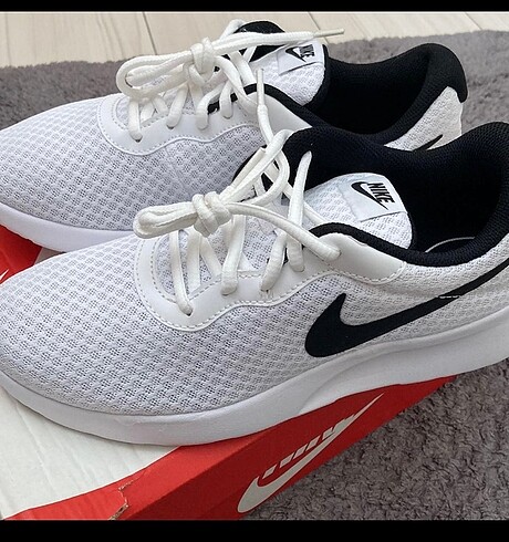 nike tanjun kadin