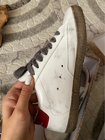 38 Beden kırmızı Renk Golden goose