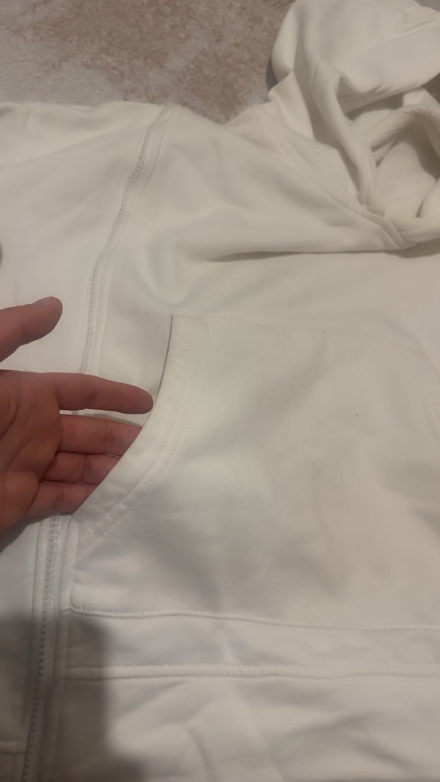 Kadın Beyaz Fermuarlı Sweatshirt - Görsel 4