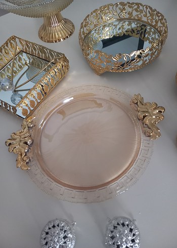 Altın Renkli Bohem Nakışlı Sofra Seti - Görsel 3