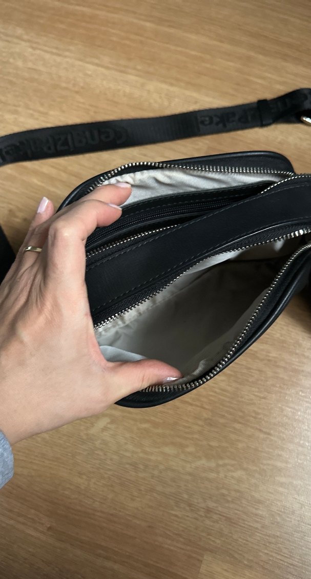 Siyah Deri Fermuarlı Kadın Çapraz Çanta - Görsel 3