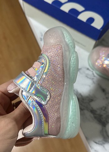 Kız Çocuk Pembe Cırt Cırtlı ışıklı Spor Ayakkabı - Görsel 4