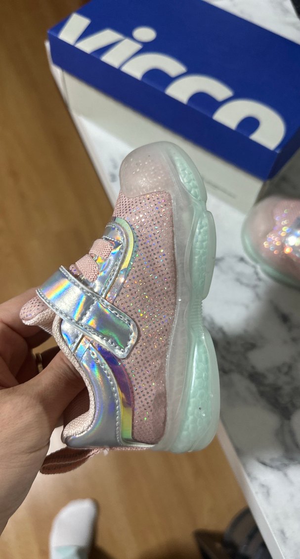 Kız Çocuk Pembe Cırt Cırtlı ışıklı Spor Ayakkabı - Görsel 4