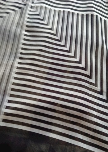 siyah beyaz eşarp - Görsel 2